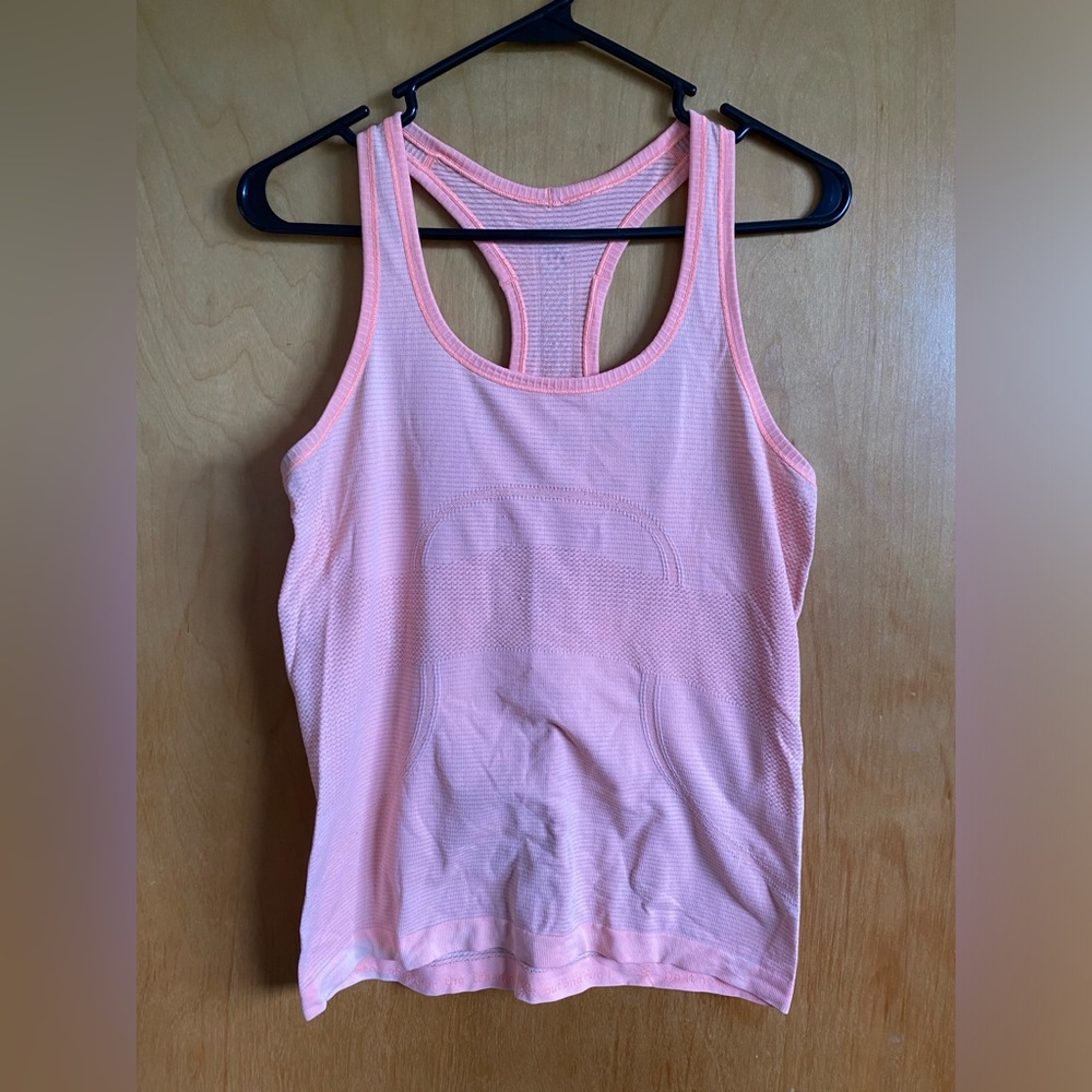 Lululemon tank top